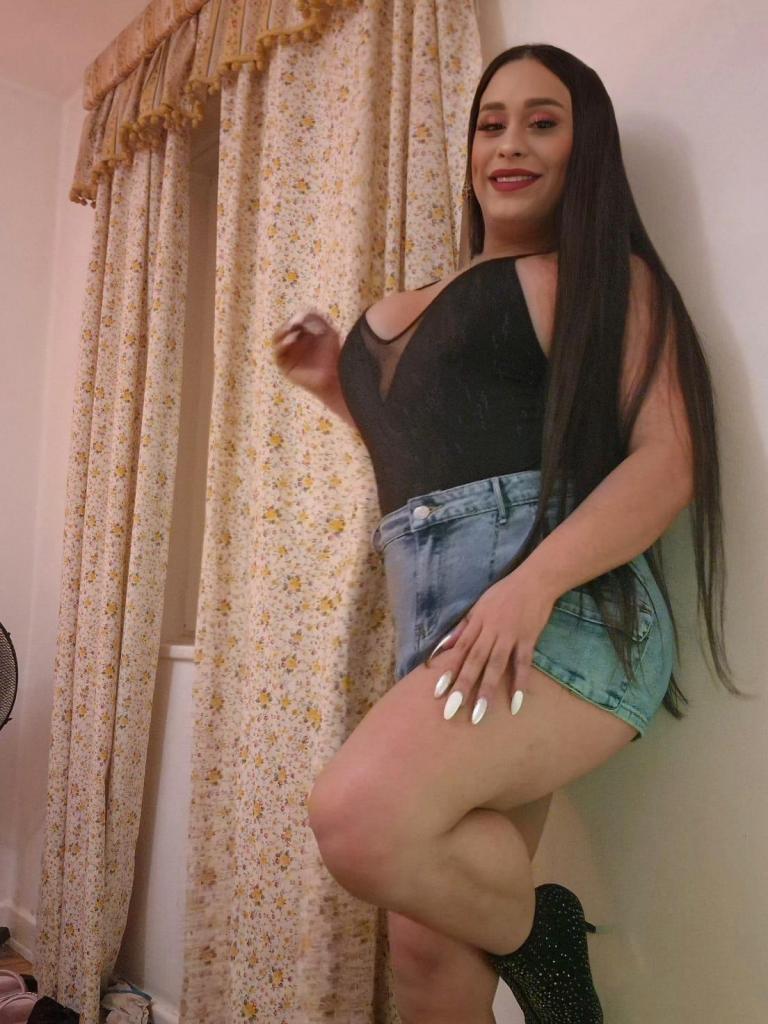 611275347: Travesti en Cantabria