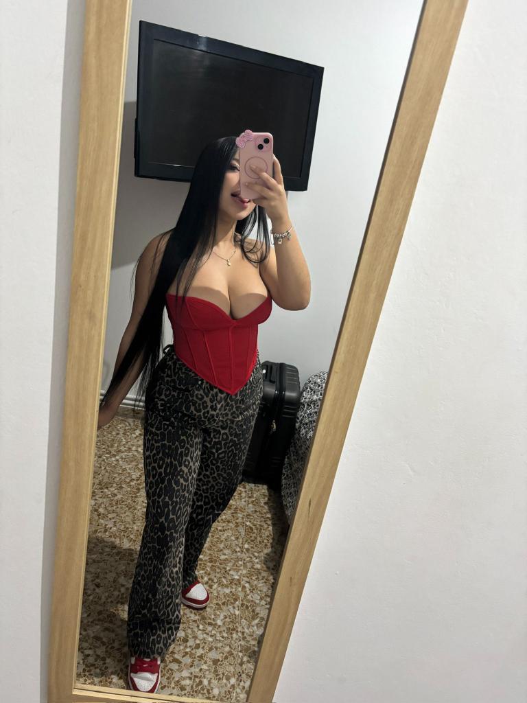 Chica busca chico en Cádiz: 