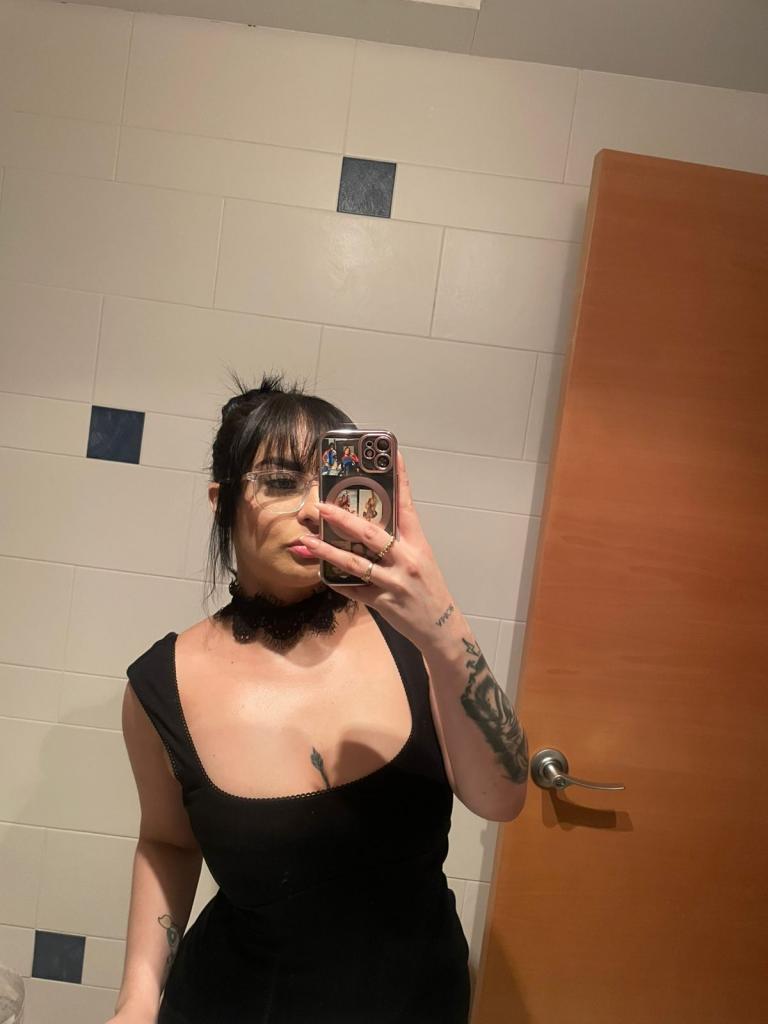 661005691: Chica busca chico en Alicante