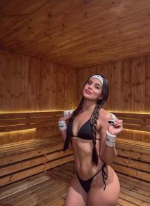 613677489: Chica busca chico en Tenerife