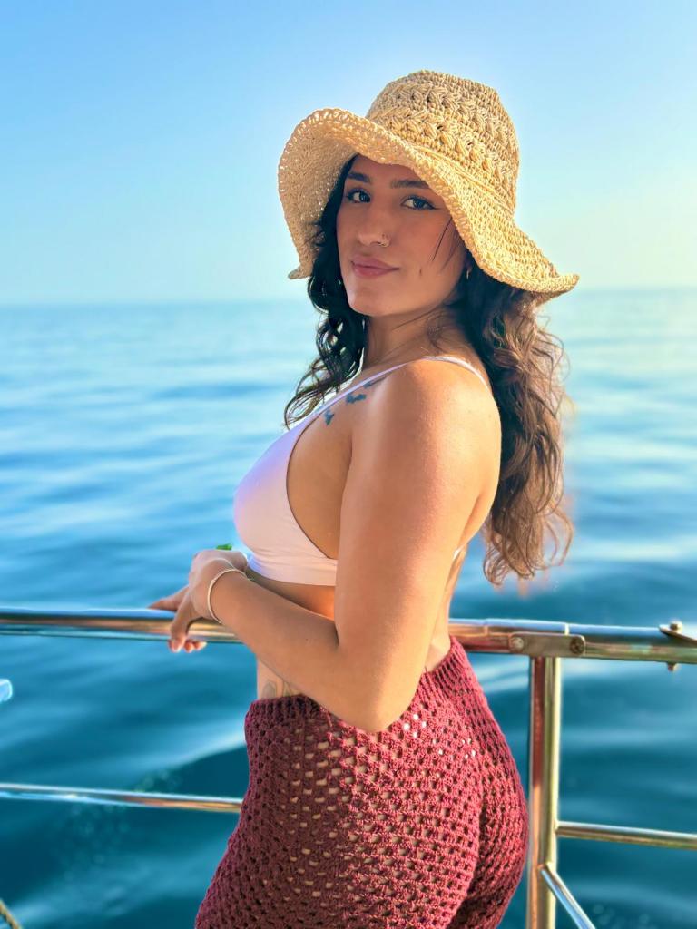 Chica busca chico en Cádiz: 