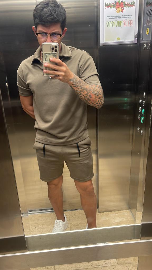 657227943: Chico busca chica en Málaga