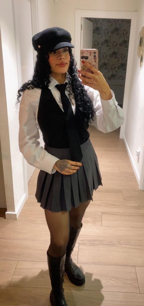 645040679: Chica busca chico en Lérida