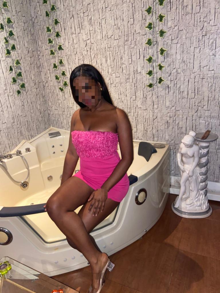 Chica busca chico en Sevilla: 