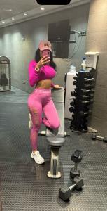 670336306: Chica busca chico en Alicante