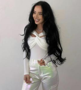 634177945: Chica busca chico en La Coruña