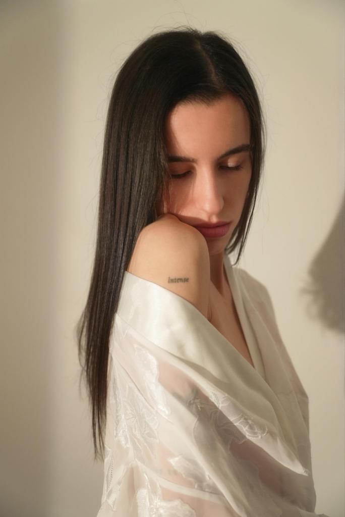 621022518: Chica busca chico en Barcelona