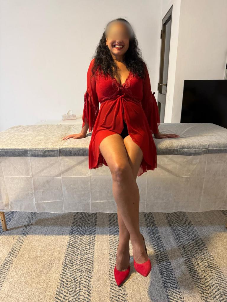 643533288: Chica busca chico en Soria