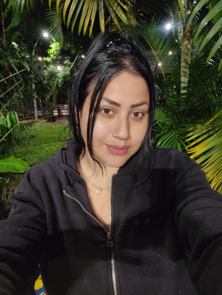 Chica busca chico en Tenerife: 