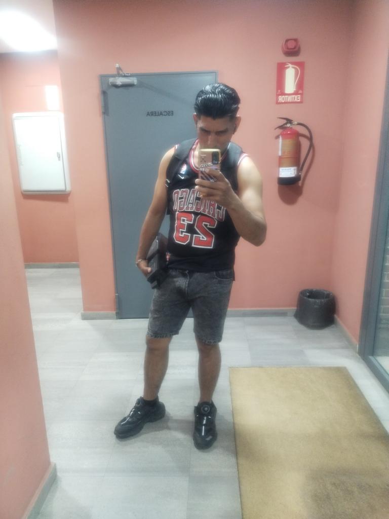 Chico busca chica en Madrid: 