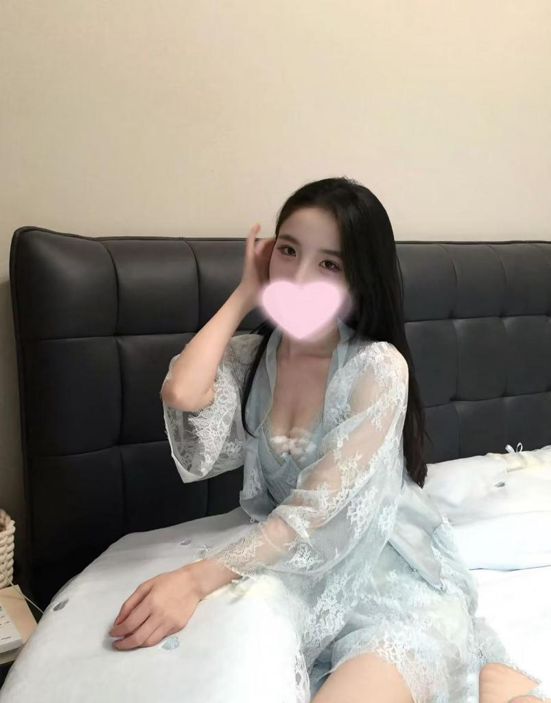 627869968: Chica busca chico en Barcelona