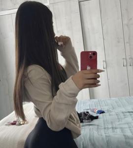 613450983: Chica busca chico en Cáceres