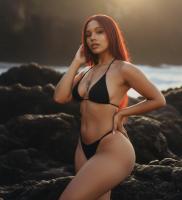 647721233: Chica busca chico en Murcia