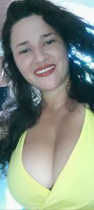 687148041: Chica busca chico en Valencia