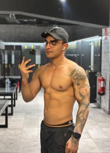 Chico busca chica en Málaga: 