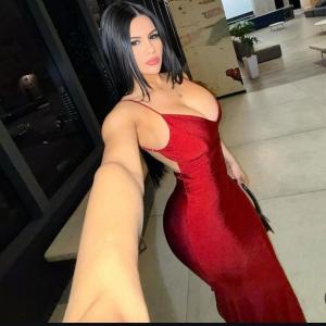 613576847: Chica busca chico en Orense