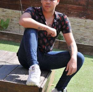 642234322: Chico busca chica en Gerona