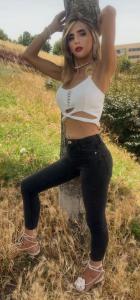 634494079: Chica busca chico en Navarra