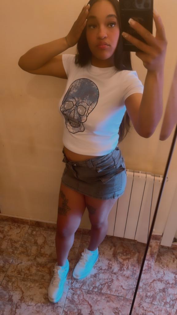 641671179: Chica busca chico en La Coruña