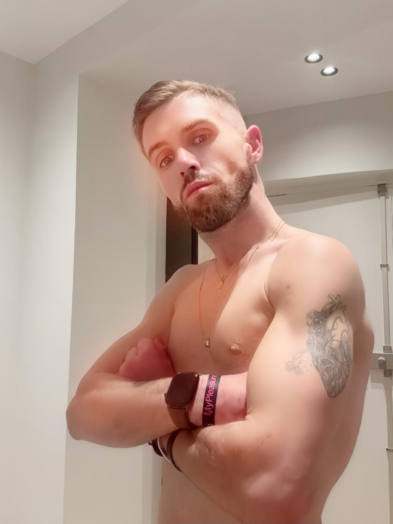 Chico busca chica en Málaga: 