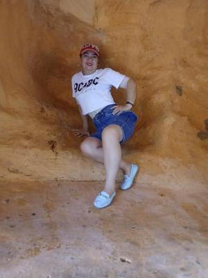 677226635: Chica busca chico en Valencia