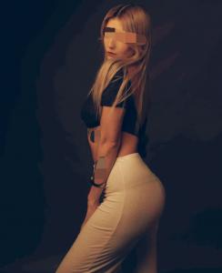 664238898: Chica busca chico en Mallorca