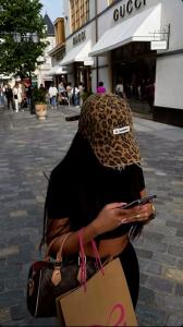 695553874: Chica busca chico en Barcelona