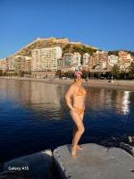 677226635: Chica busca chico en Valencia