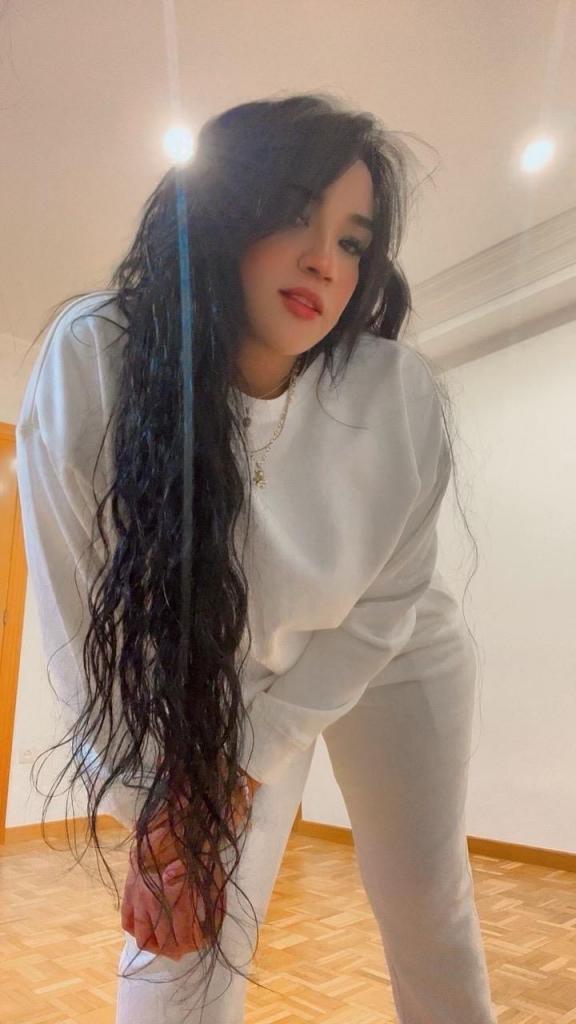 Chica busca chico en Granada: 