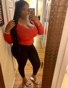 625689567: Chica busca chico en Sevilla