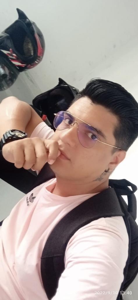 Chico busca chica en Las Palmas: 