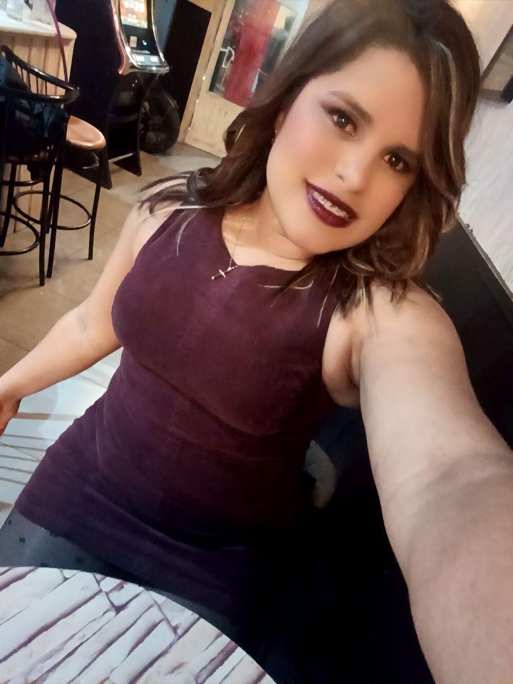 Chica busca chico en Córdoba: Chica busca chico