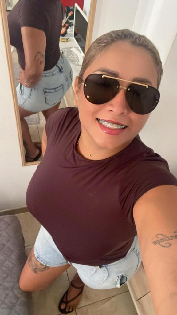 Chica busca chico en Valencia: Chica busca chico