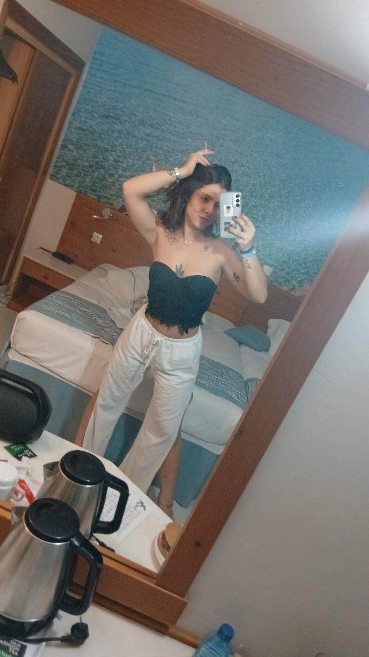 Chica busca chico en Cádiz: 