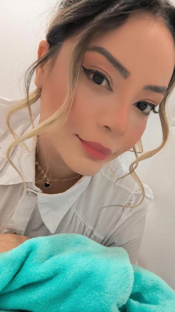 613805791: Chica busca chico en Barcelona