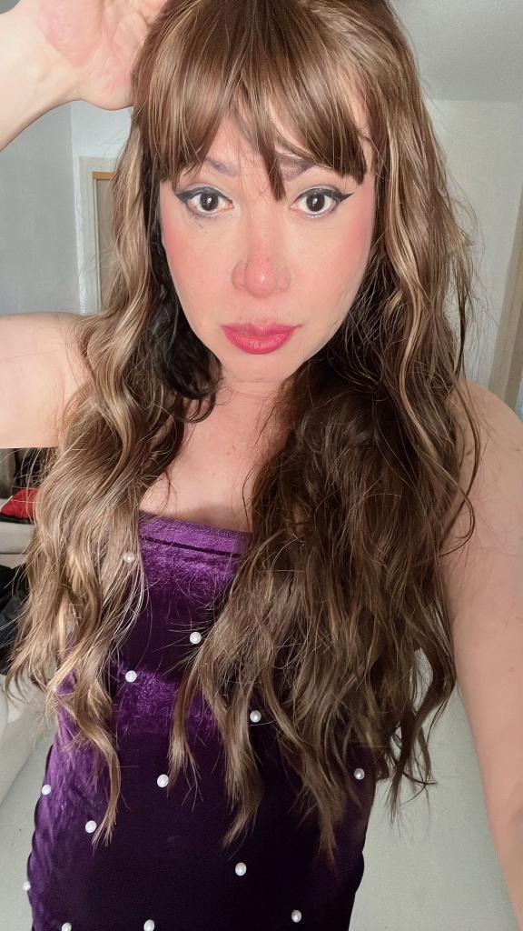 617510100: Chica busca chico en Barcelona