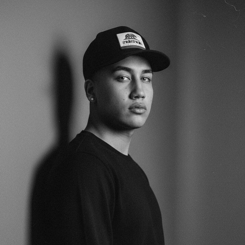 Chico busca chica en Mallorca: 