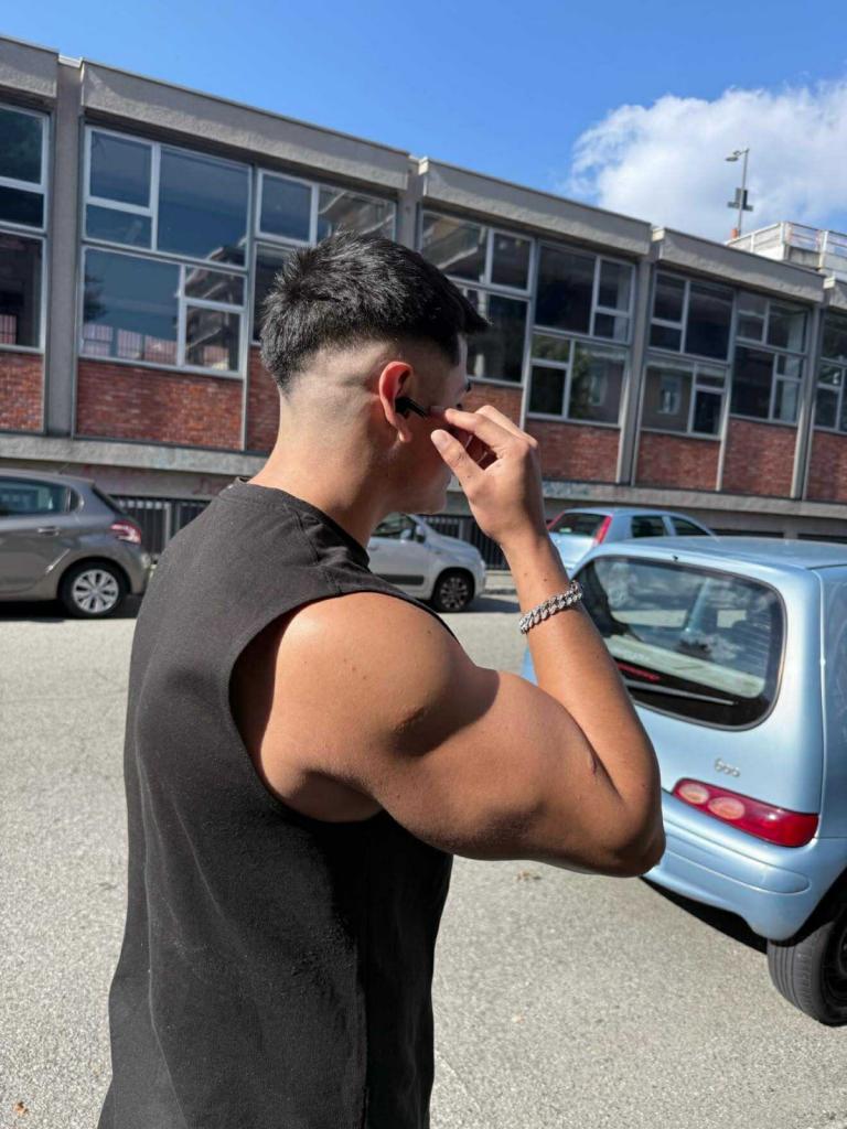 Chico busca chica en Barcelona: 