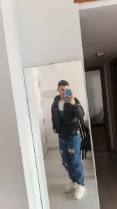 677652473: Chico busca chica en Sevilla