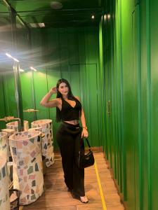 635334619: Chica busca chico en Madrid