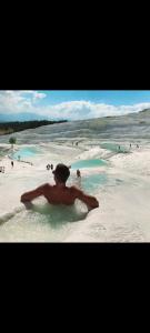 671213488: Chico busca chica en Cádiz