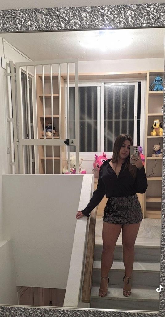 Chica busca chico en Jaén: 