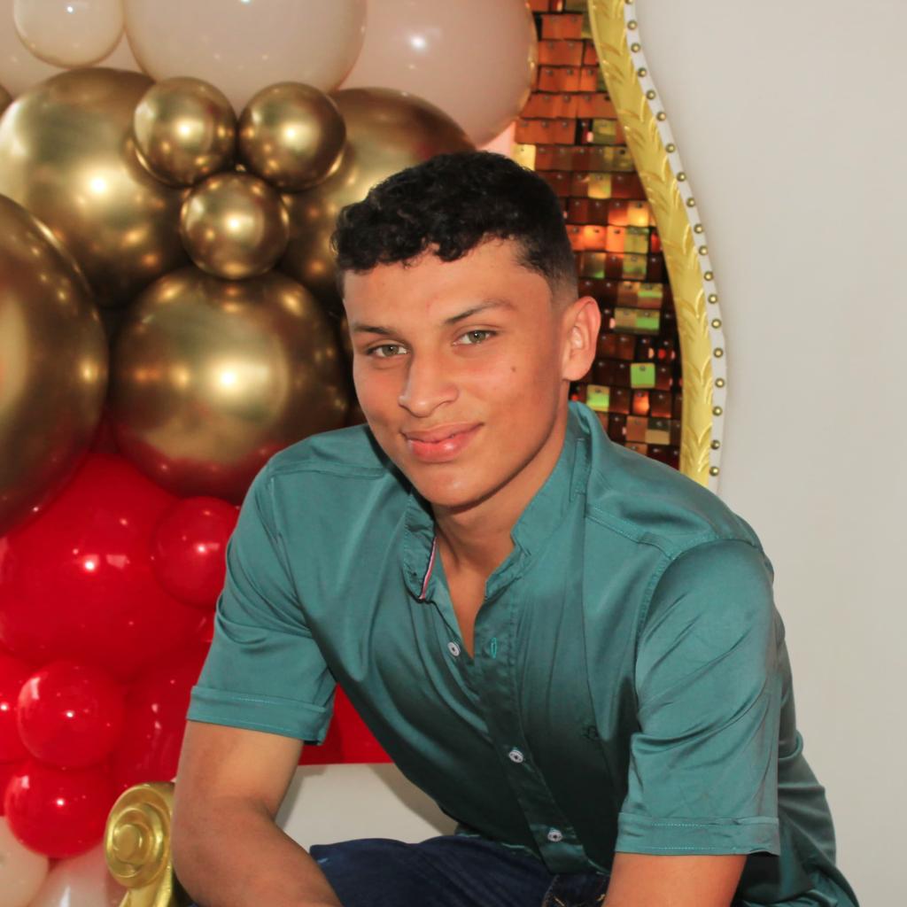 Chico busca chica en Sevilla: 