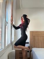 627421704: Travesti en León