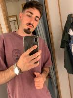 645543915: Chico busca chica en Sevilla