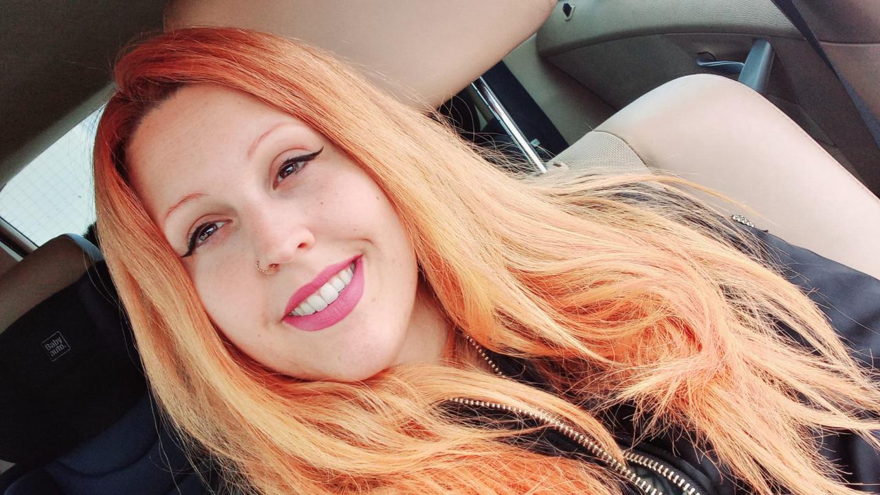 Chica busca chico en Sevilla: Chica busca chico