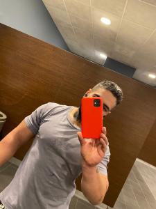 Chico busca chica en Barcelona: 