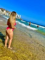 631753760: Chica busca chico en Barcelona