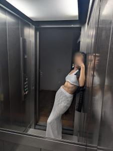 Chica busca chico en Ibiza: Chica busca chico