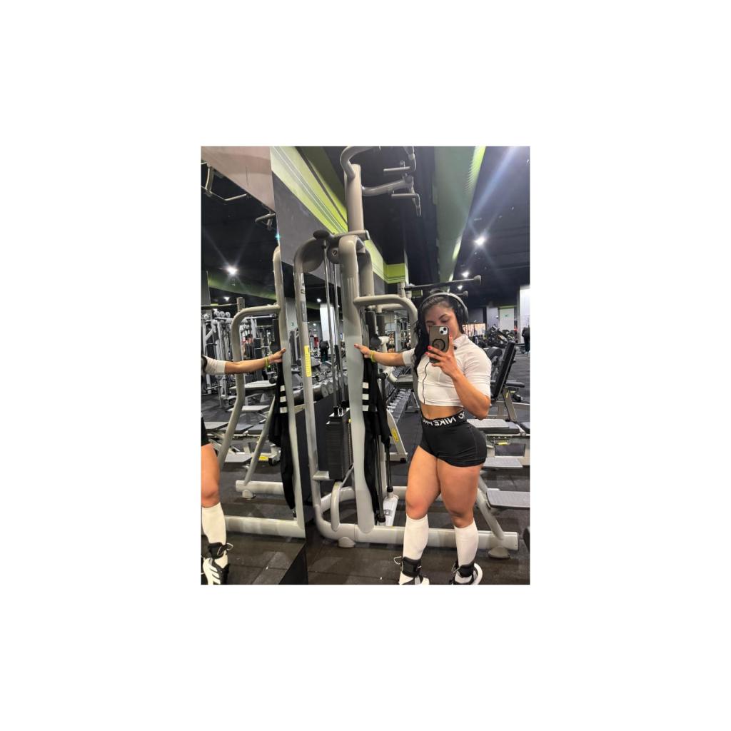 Chica busca chico en Granada: 